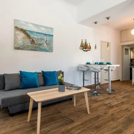Island Dreams - Adults Only Apartment